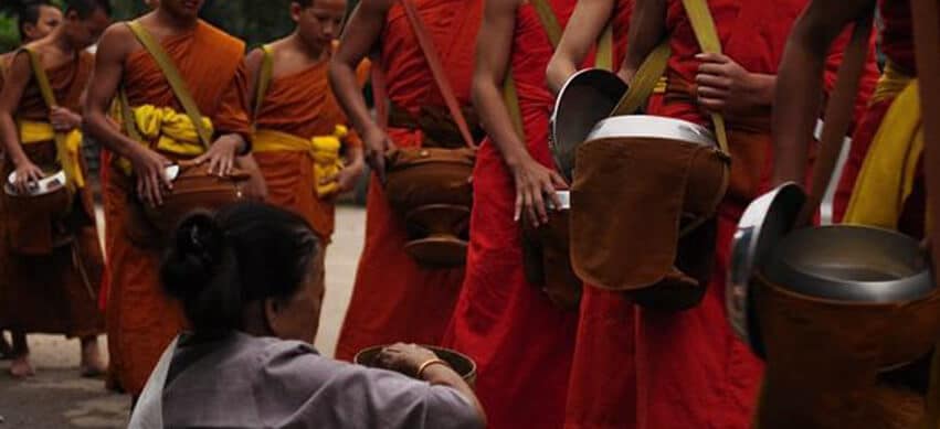 Experience Laos Cambodia Tour 9 Nights / 10 Days