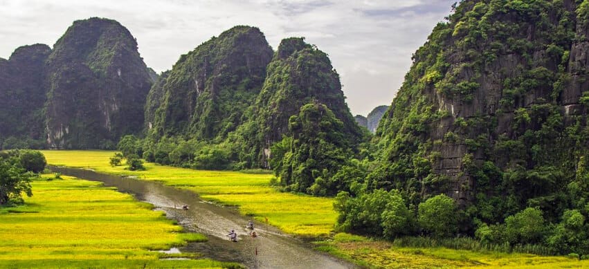 Vietnam Laos Cambodia & Myanmar Tour 19 Nights / 20 Days