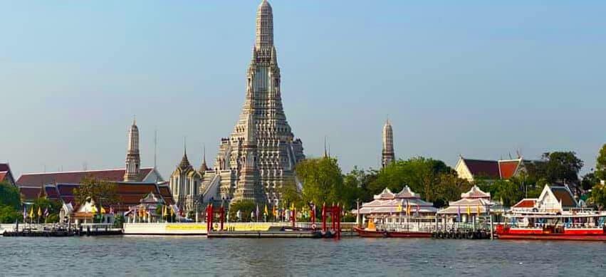 Wat Arun temple
